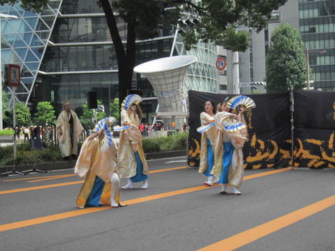 名駅・踊り７の１.JPG