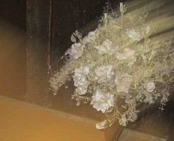 白いバラ・１.JPG