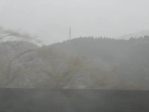 １０日高速雨・１.JPG