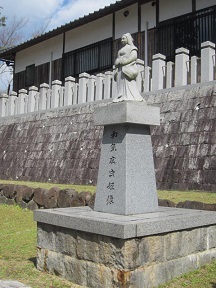 ２の４和気神社像・５.JPG